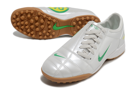 Nike Total 90 Society